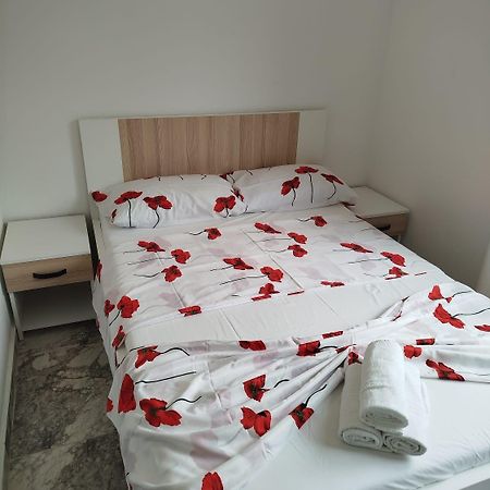 Melek Apartment Медулин Екстериор снимка