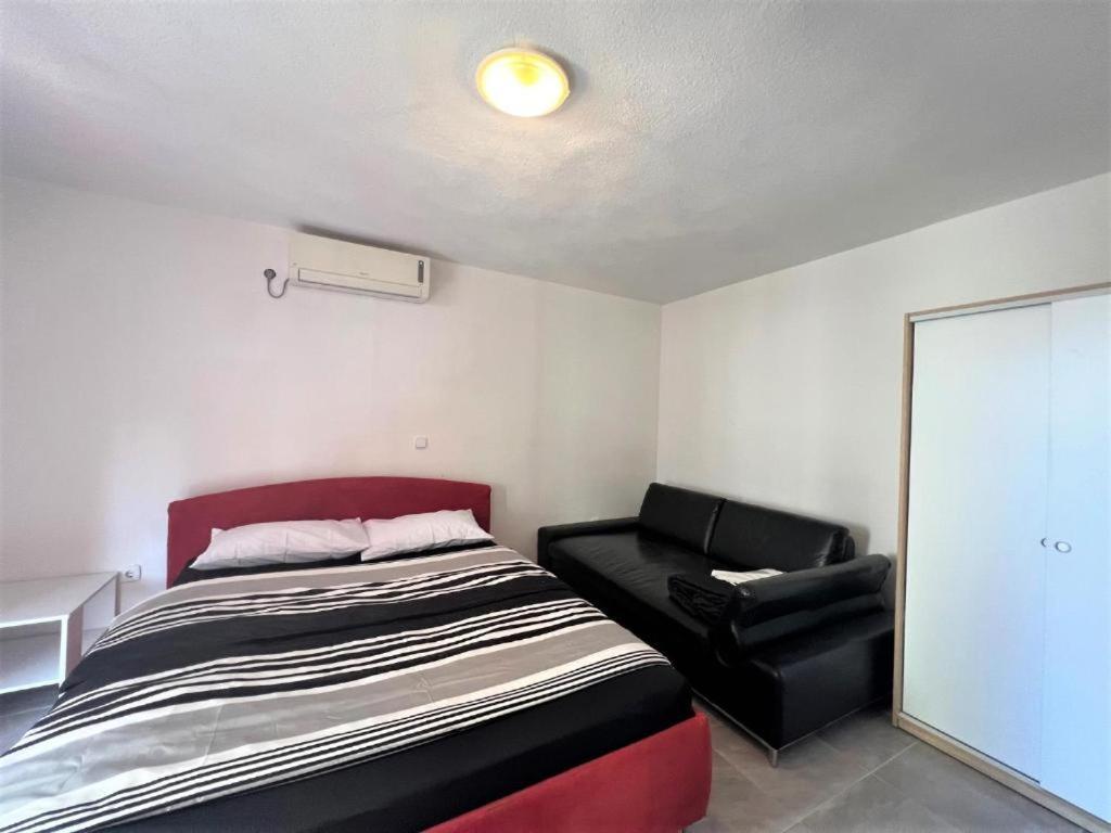 Melek Apartment Медулин Екстериор снимка