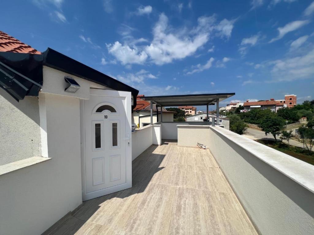 Melek Apartment Медулин Екстериор снимка