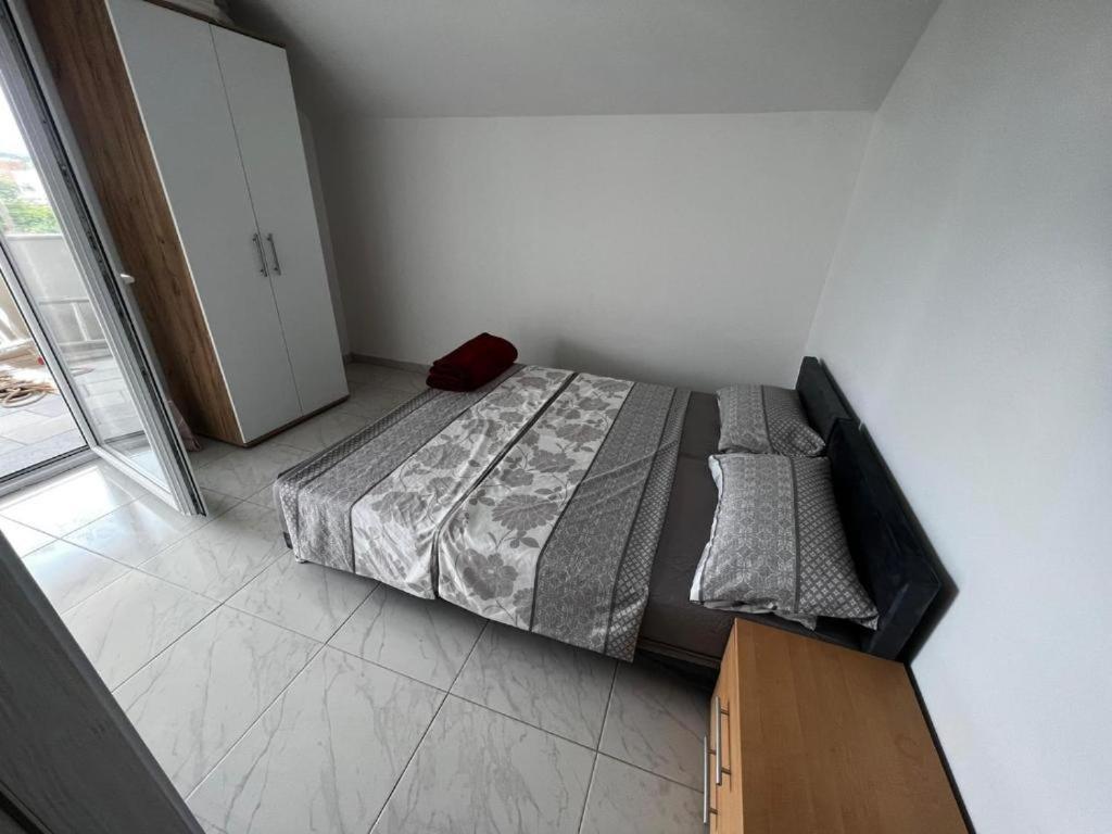 Melek Apartment Медулин Екстериор снимка